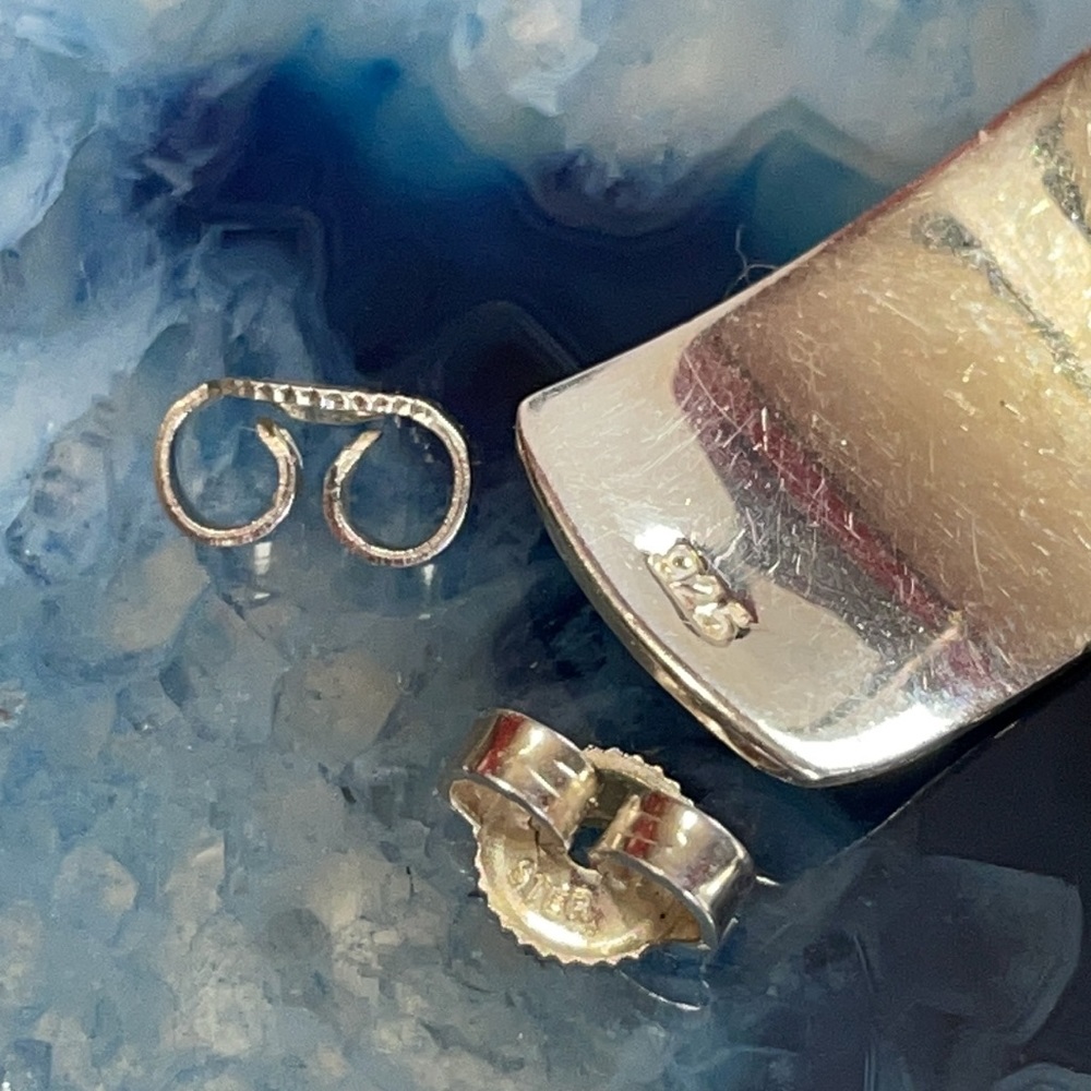 Sterling Silver Hammered Rectangular Earrings Pie… - image 5